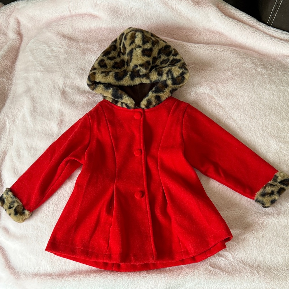 Kids Jacket with Leopard Trim** Bundle 5+ items and name your offer!!! 💖💞